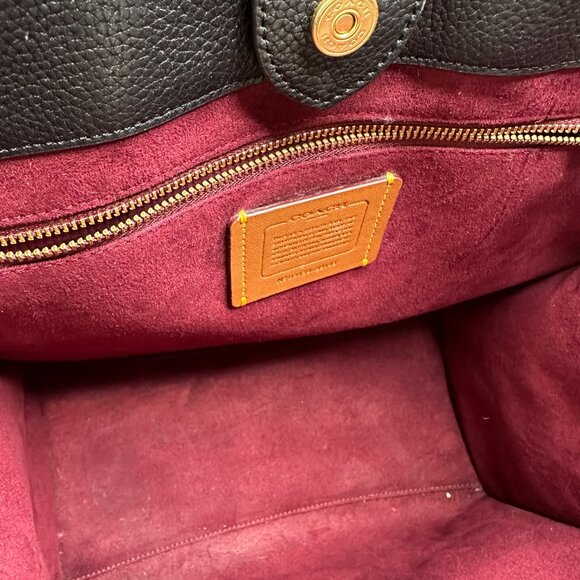 Coach Field Tote 2 Way Hand Shoulder With Horse /Carriage Print Style # 89143 - Picture 14 of 16